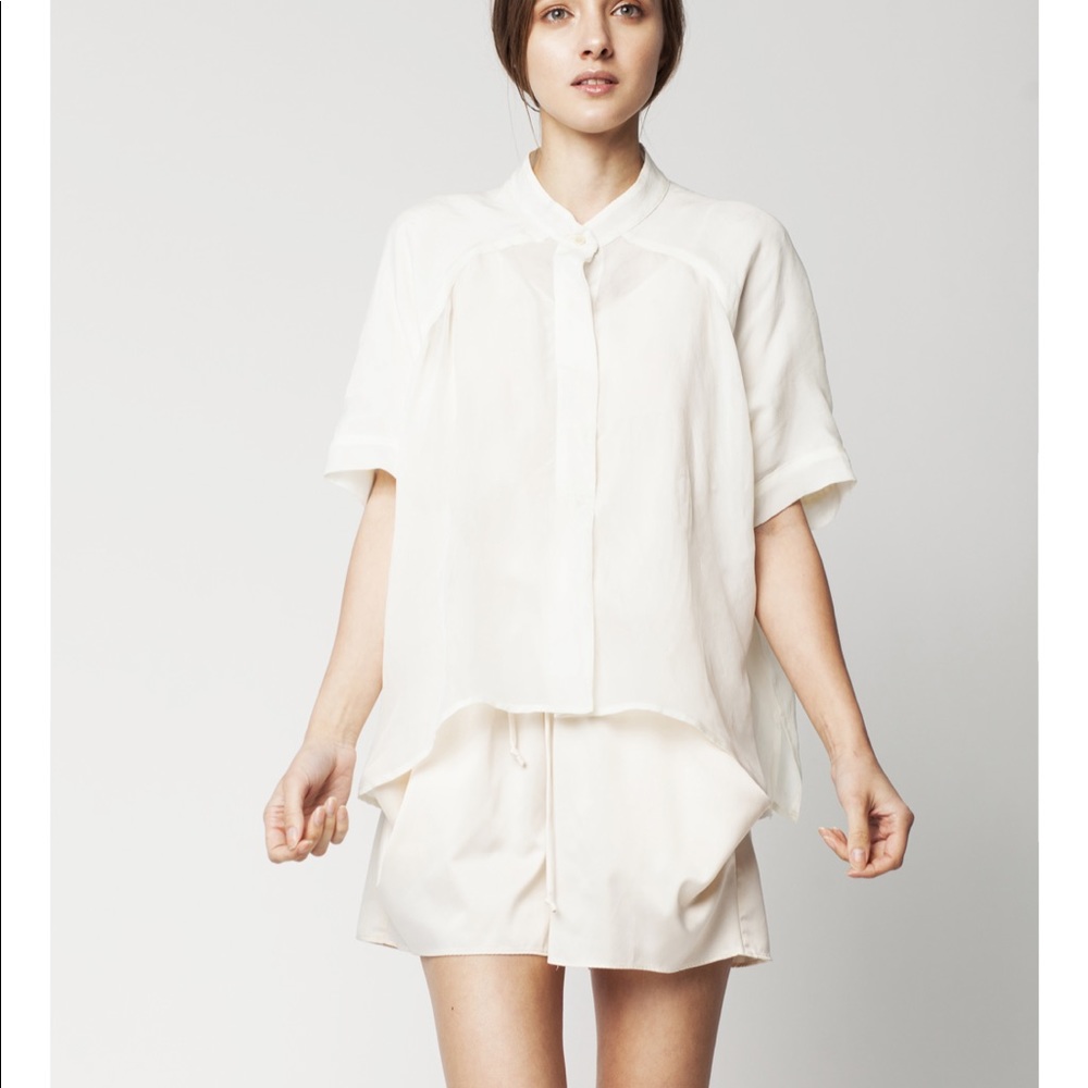 Ivory blouse by Hannayujin size M